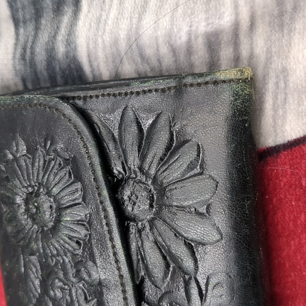 Floral Mexican Leather Wallet - Picture 5 of 12